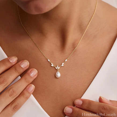 Dainty Freshwater Pearl Necklace
